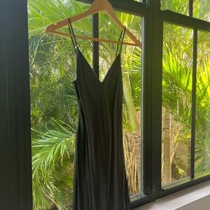 Silk L’Agence MAXI V-NECK BIAS DRESS